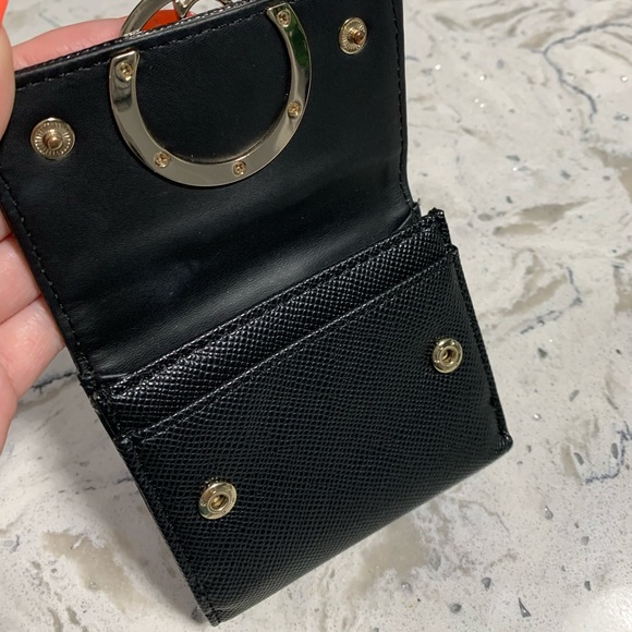 Black Guess Compact Wallet - Picture 4 of 4